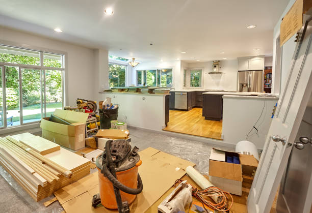 Professional Countertop Replacement technician working in Longboat Key, FL